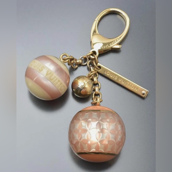 Louis Vuitton EUC Gold and Cream Charm Keychain - Picture 2 of 2